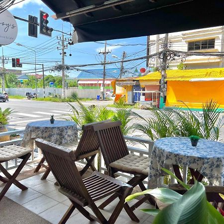 Enjoy'S Beach House & Cafe' Ban Karon Exterior photo