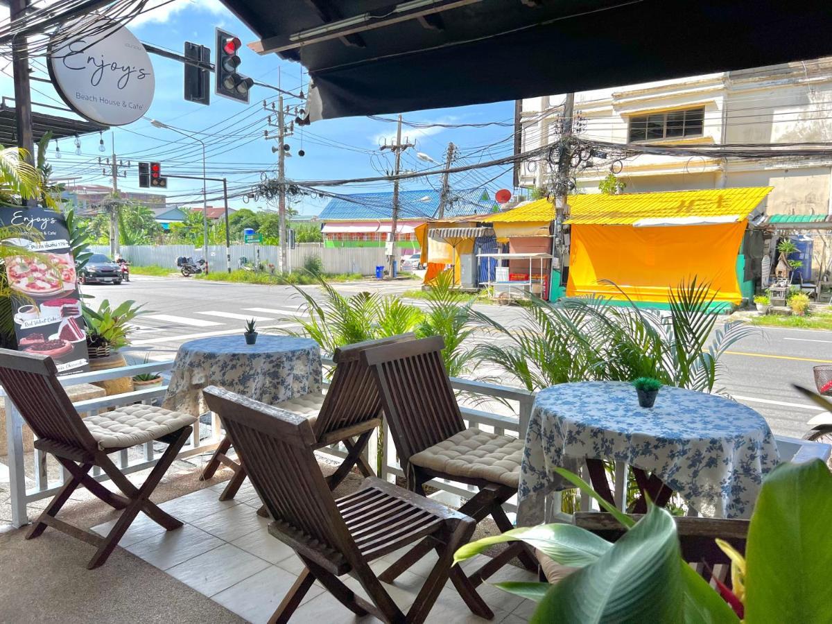 Enjoy'S Beach House & Cafe' Ban Karon Exterior photo