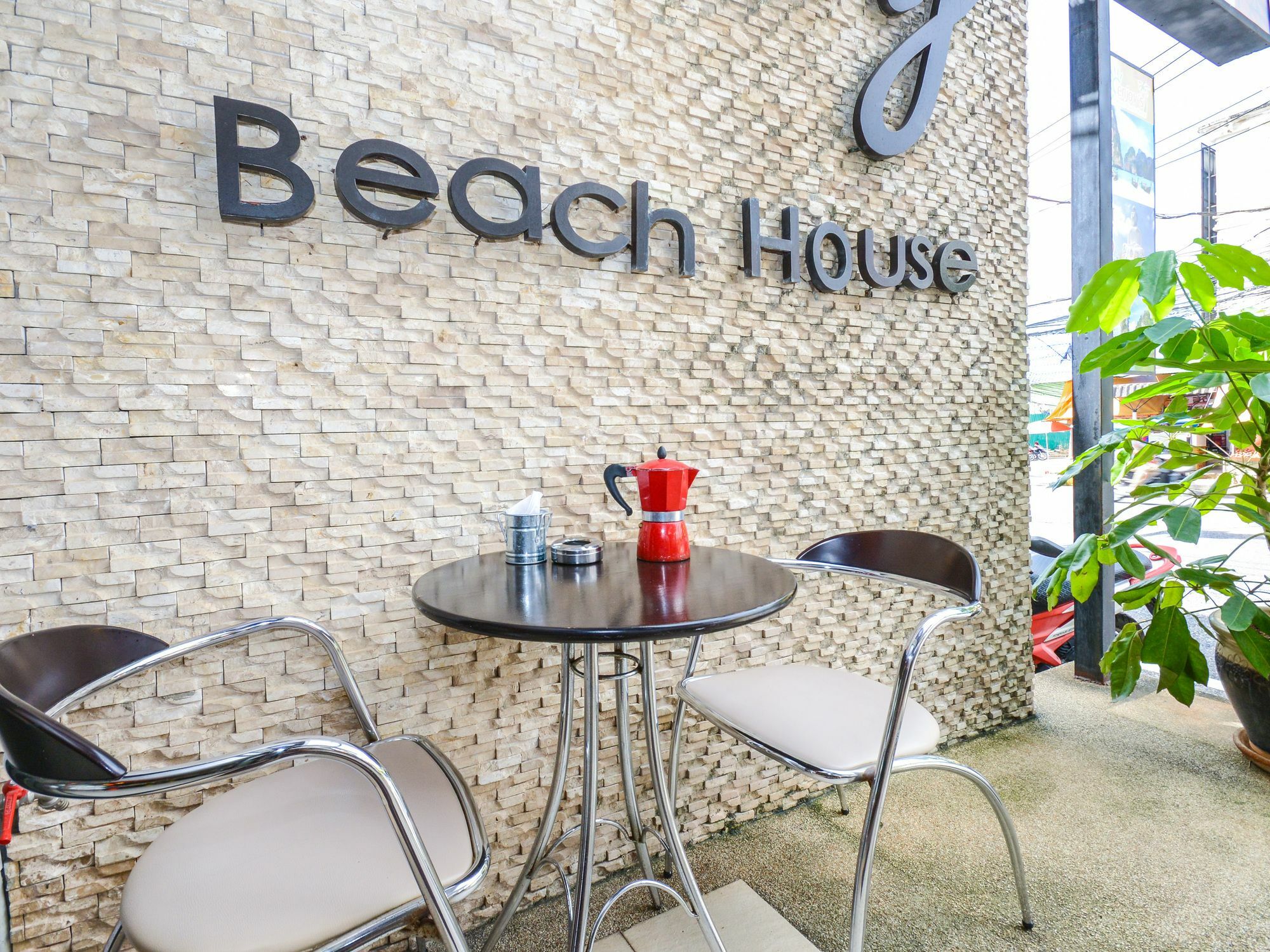 Enjoy'S Beach House & Cafe' Ban Karon Exterior photo