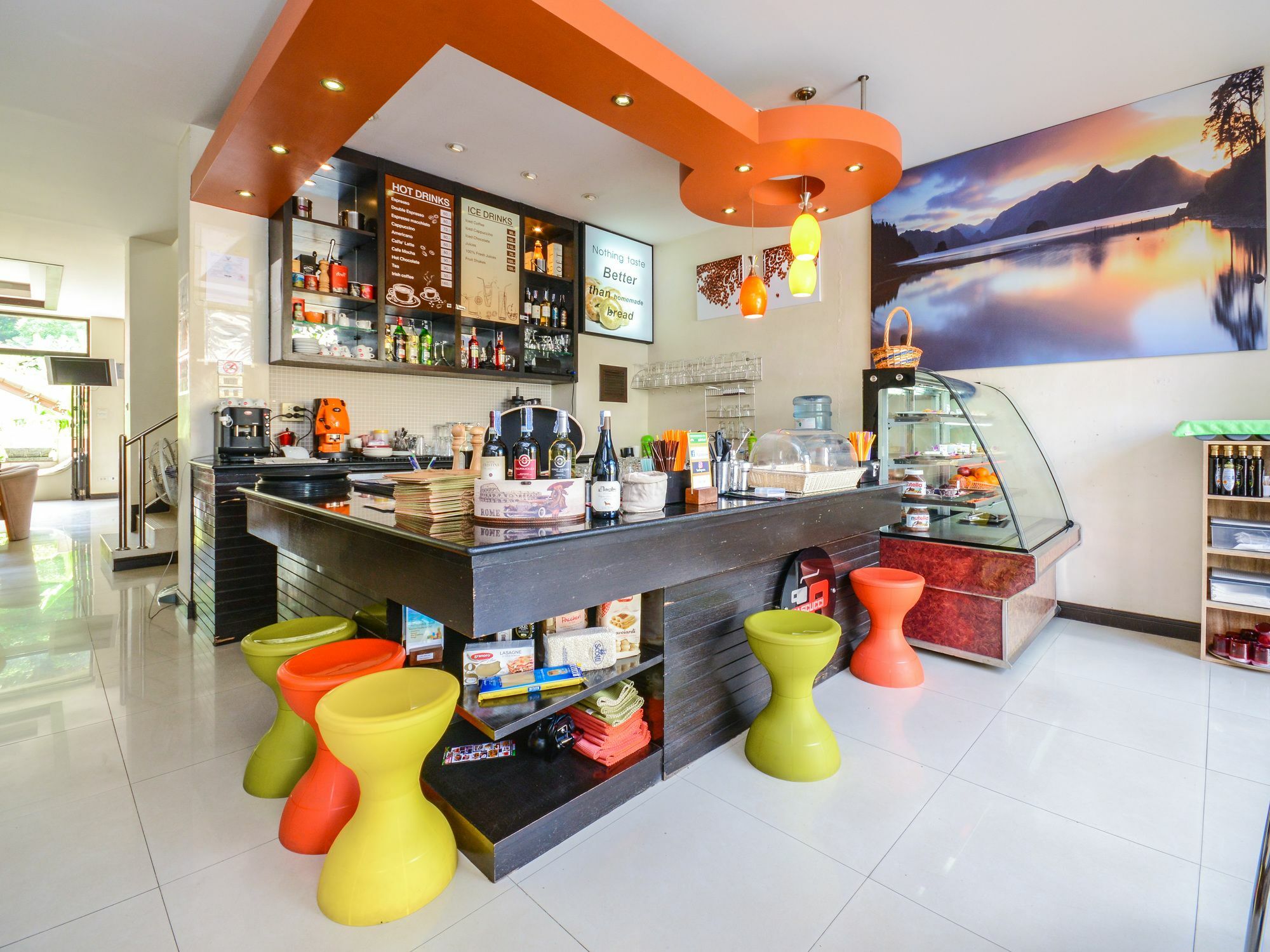 Enjoy'S Beach House & Cafe' Ban Karon Exterior photo